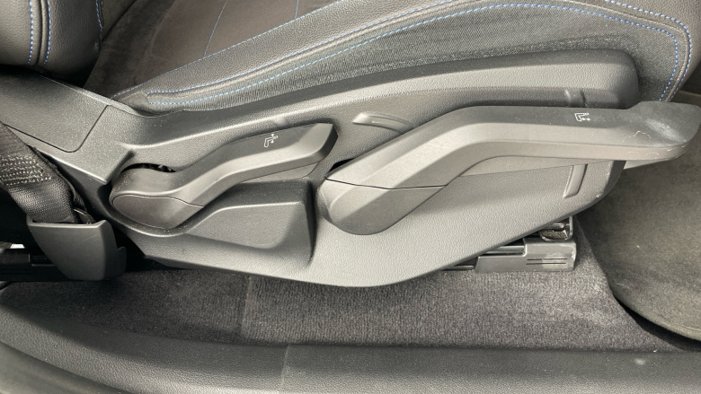 BMW 2 Series 225e xDrive M Sport 5dr DCT [Tech Plus Pack] Hatchback